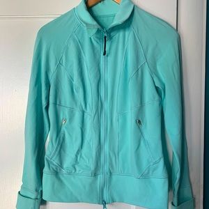 Zella lightweight zip up jacket